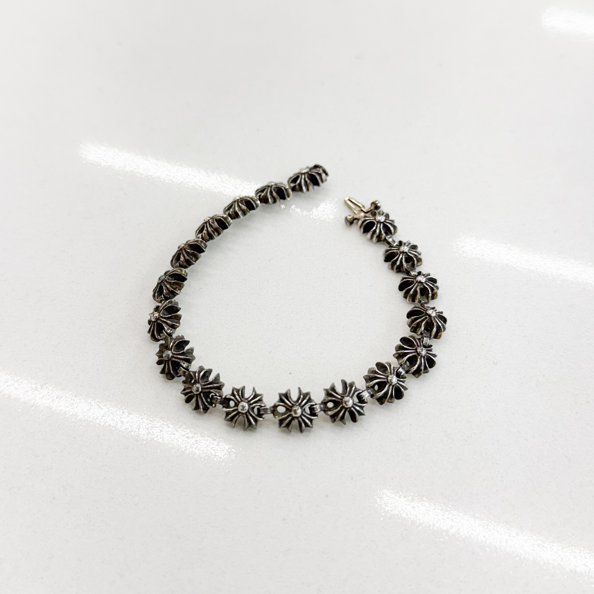 Product | Chrome Hearts Hearts Tiny Plus Bracelet